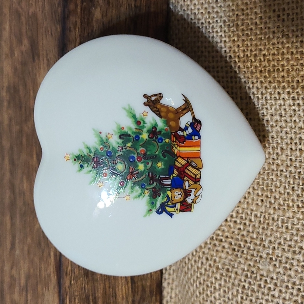 Vintage Trinket Box